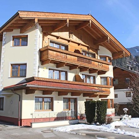 Luxurious Apartment In Kaltenbach With Sauna シュトゥンム エクステリア 写真