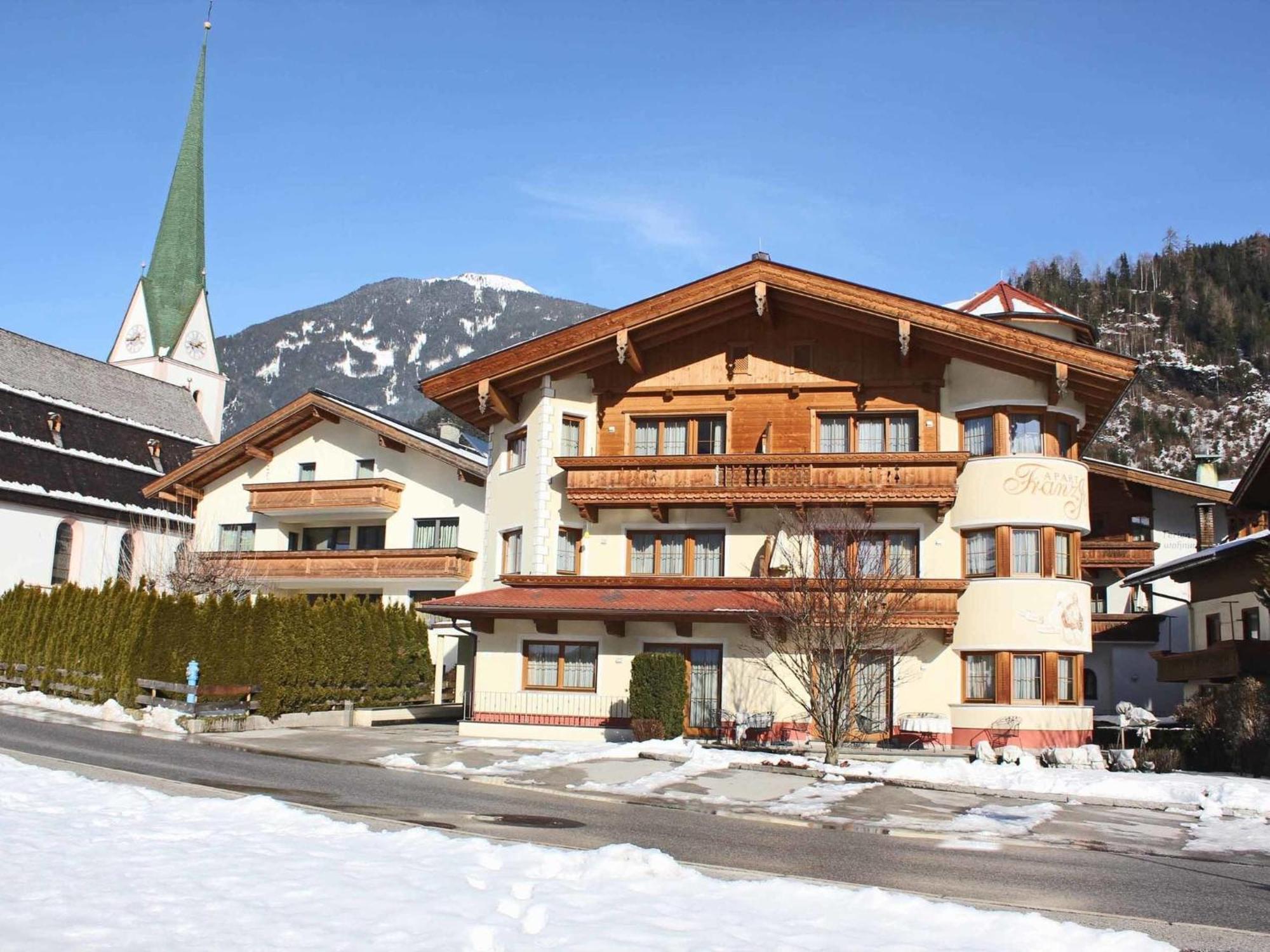 Luxurious Apartment In Kaltenbach With Sauna シュトゥンム エクステリア 写真
