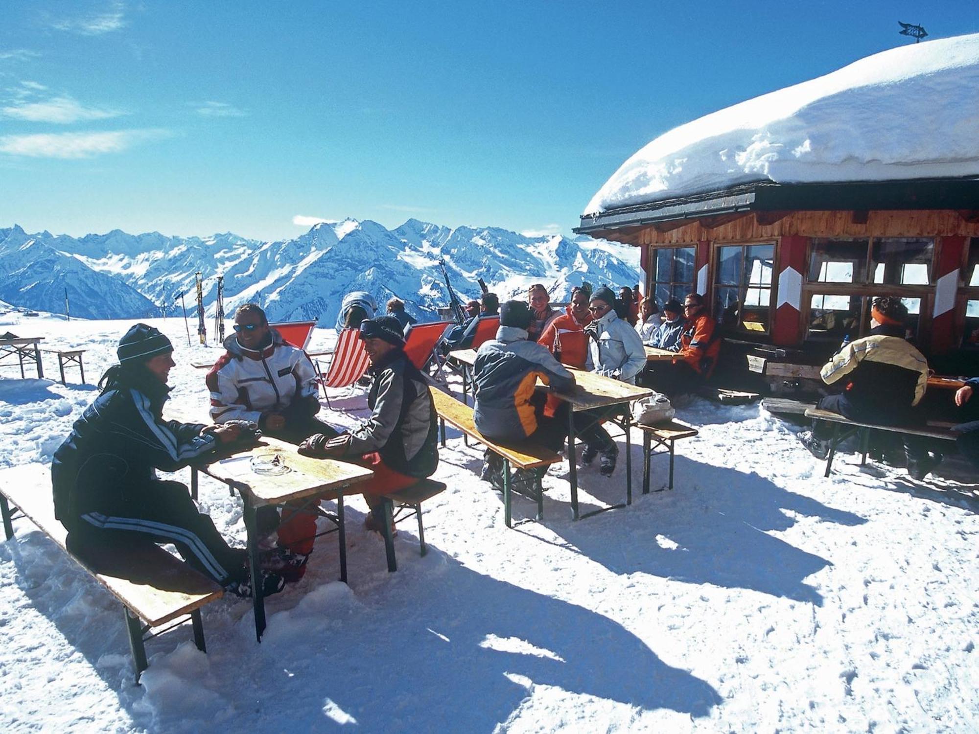 Luxurious Apartment In Kaltenbach With Sauna シュトゥンム エクステリア 写真